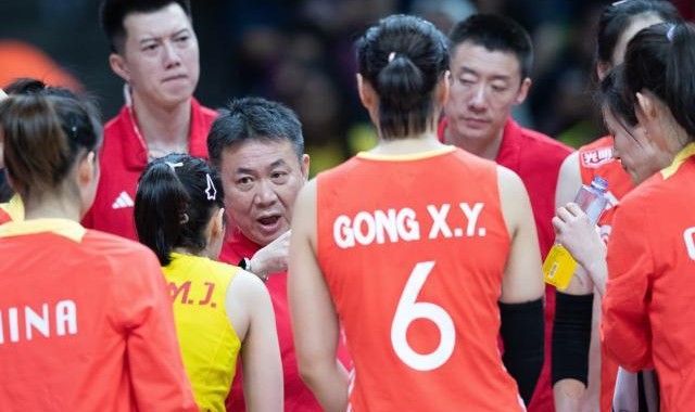 开云娱乐-世联赛中国女排不敌加拿大 积分骤降形势不容乐观