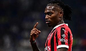 莱奥22-23赛季以来意甲参与56球，仅少于劳塔罗